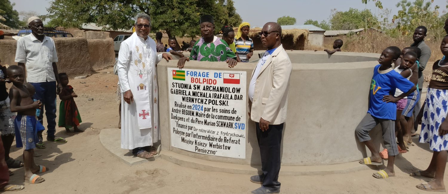 inauguration du forage de Bolpido dans le canton de Nampoch