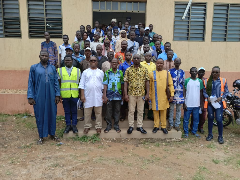 Photo d´ensemble des participants 